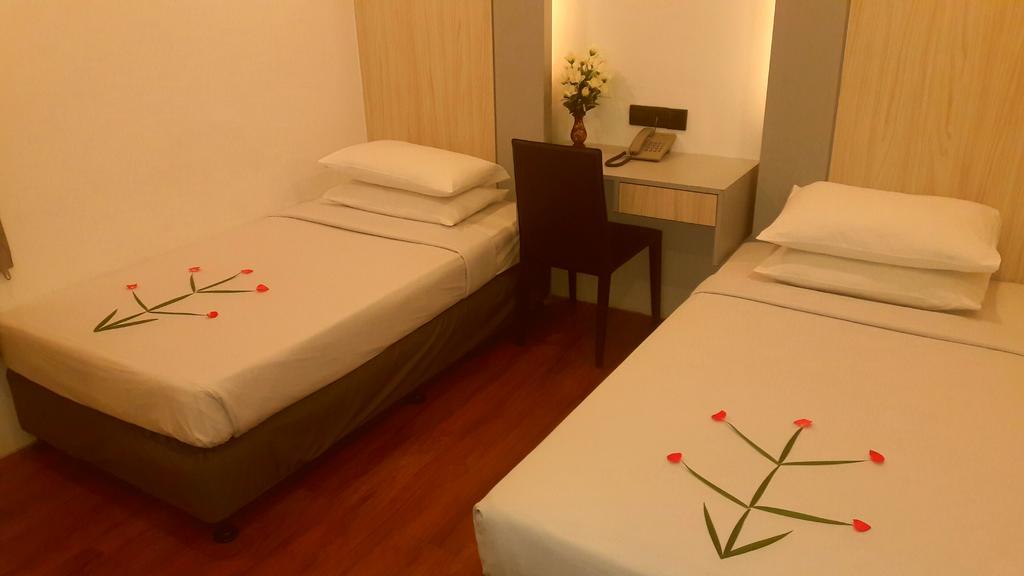 Royal Crown Hotel Rangun Zewnętrze zdjęcie