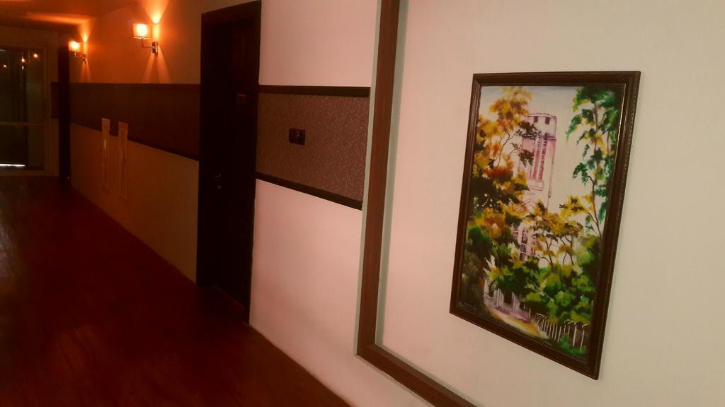 Royal Crown Hotel Rangun Zewnętrze zdjęcie